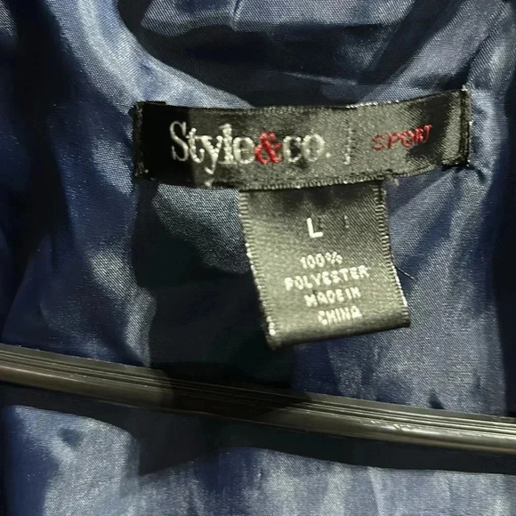 Style & Co. Hooded raincoat,zip front,hip pockets, chest pocket, hidden hood zip - Picture 13 of 13